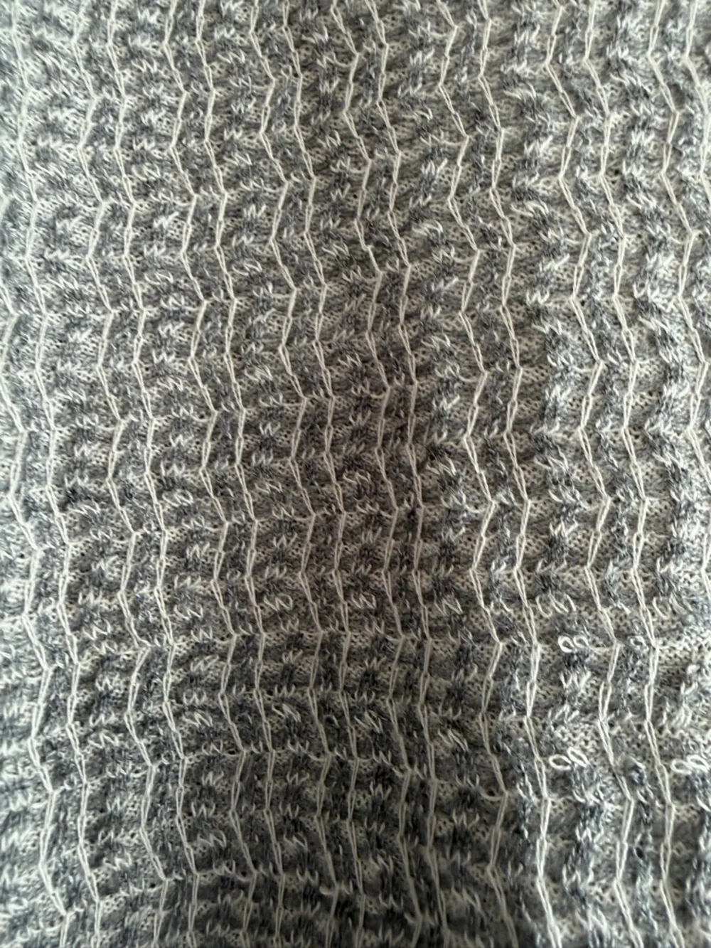 John Varvatos NWT Men's V-Neck Sweater Gray Silk Cotton Blend Lightweight Size L